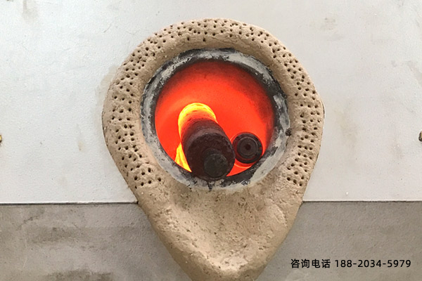中頻爐煉鋼