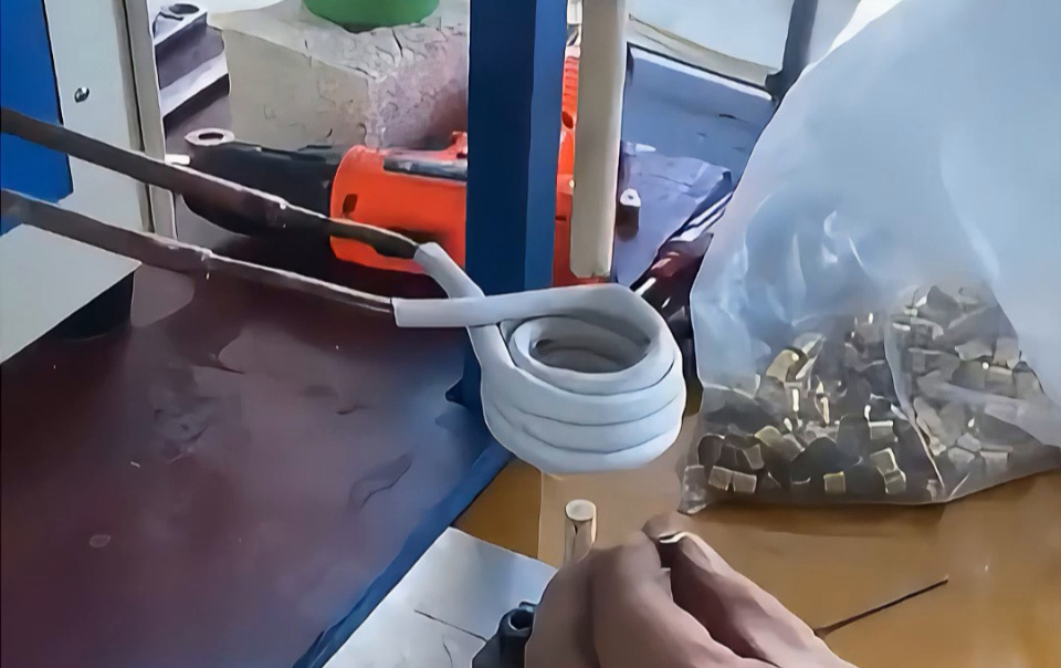 銅端子高頻焊接全過程揭秘，自動化技術讓效率翻倍！