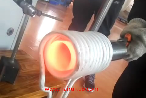 超音頻榴莲视频色在线观看加熱設備對鋼管加熱淬火退火